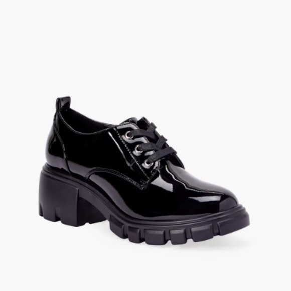 Sofia Lace-Up Heeled Oxford - Picture 2 of 11